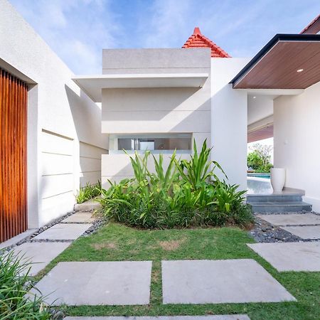 Fenosa Seminyak Villas By Nagisa Bali エクステリア 写真