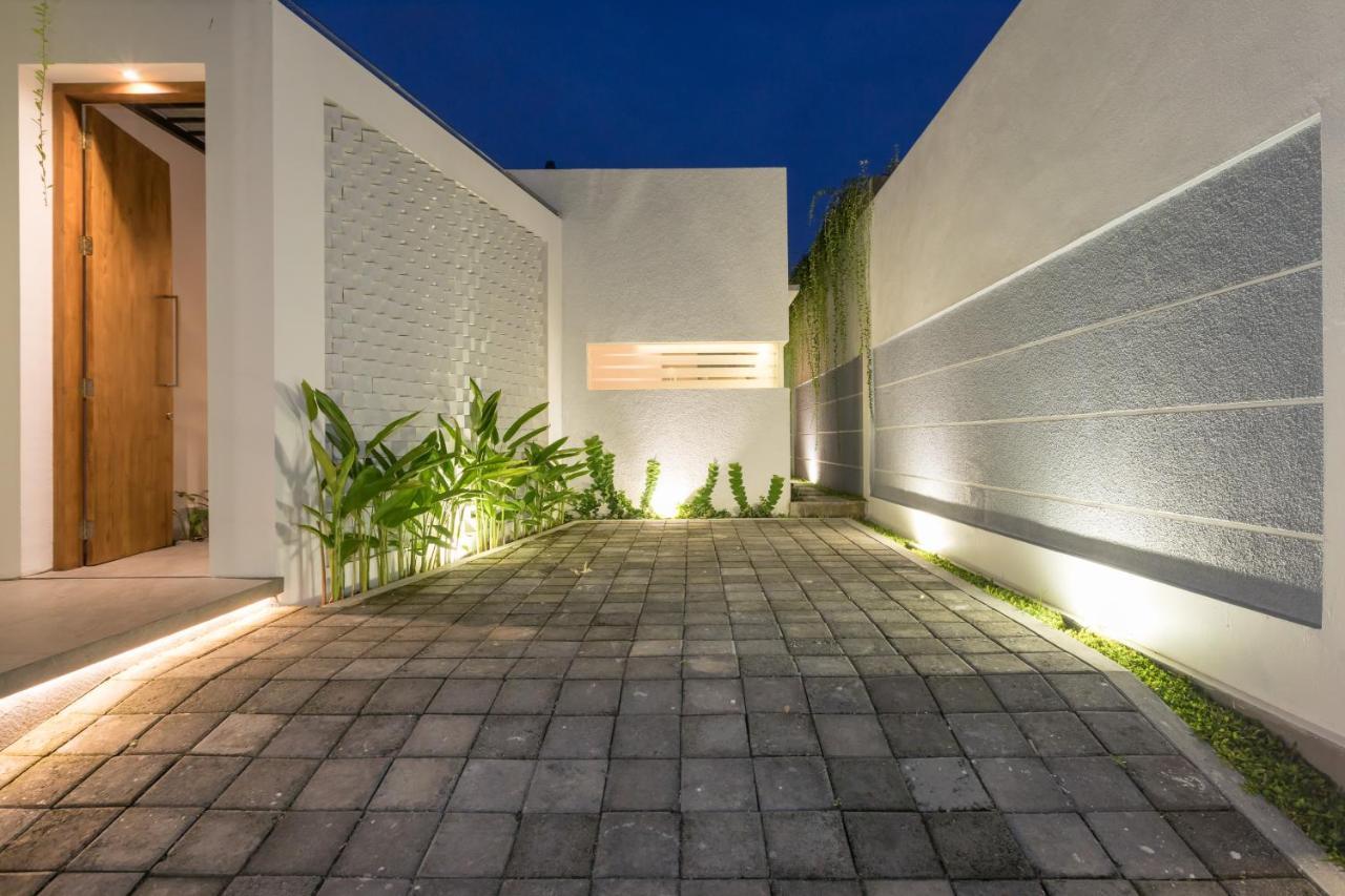 Fenosa Seminyak Villas By Nagisa Bali エクステリア 写真
