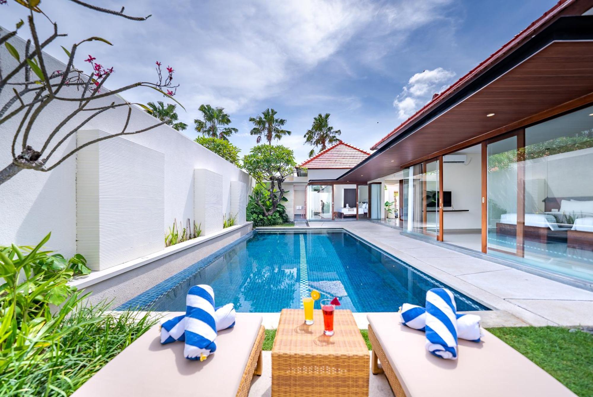 Fenosa Seminyak Villas By Nagisa Bali エクステリア 写真